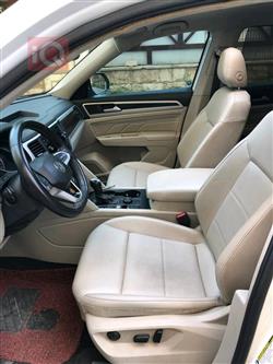 ڤۆڵکسواگن ئەتلەس